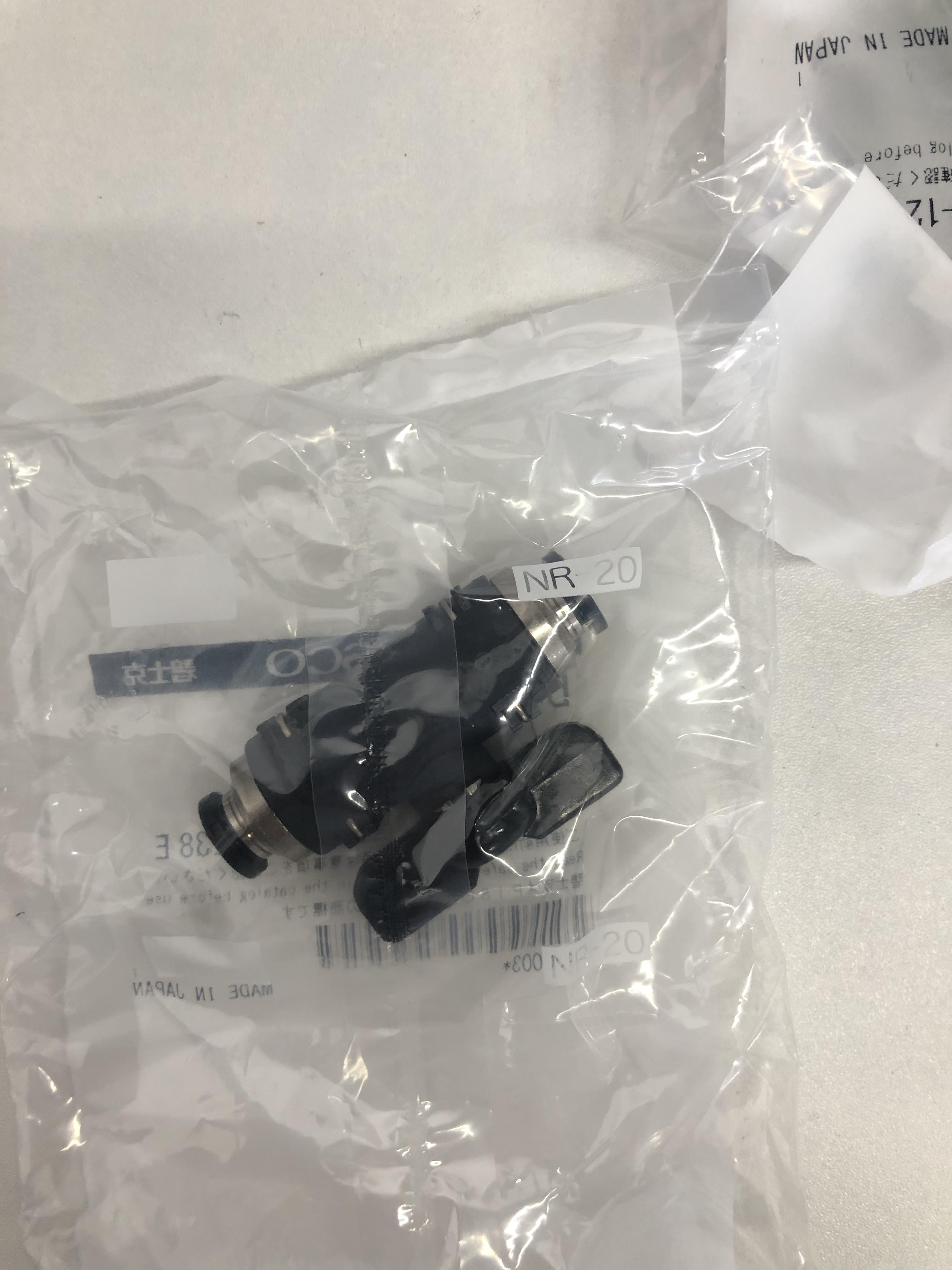 PISCO氣缸直裝型內(nèi)螺紋快速排氣閥的特點