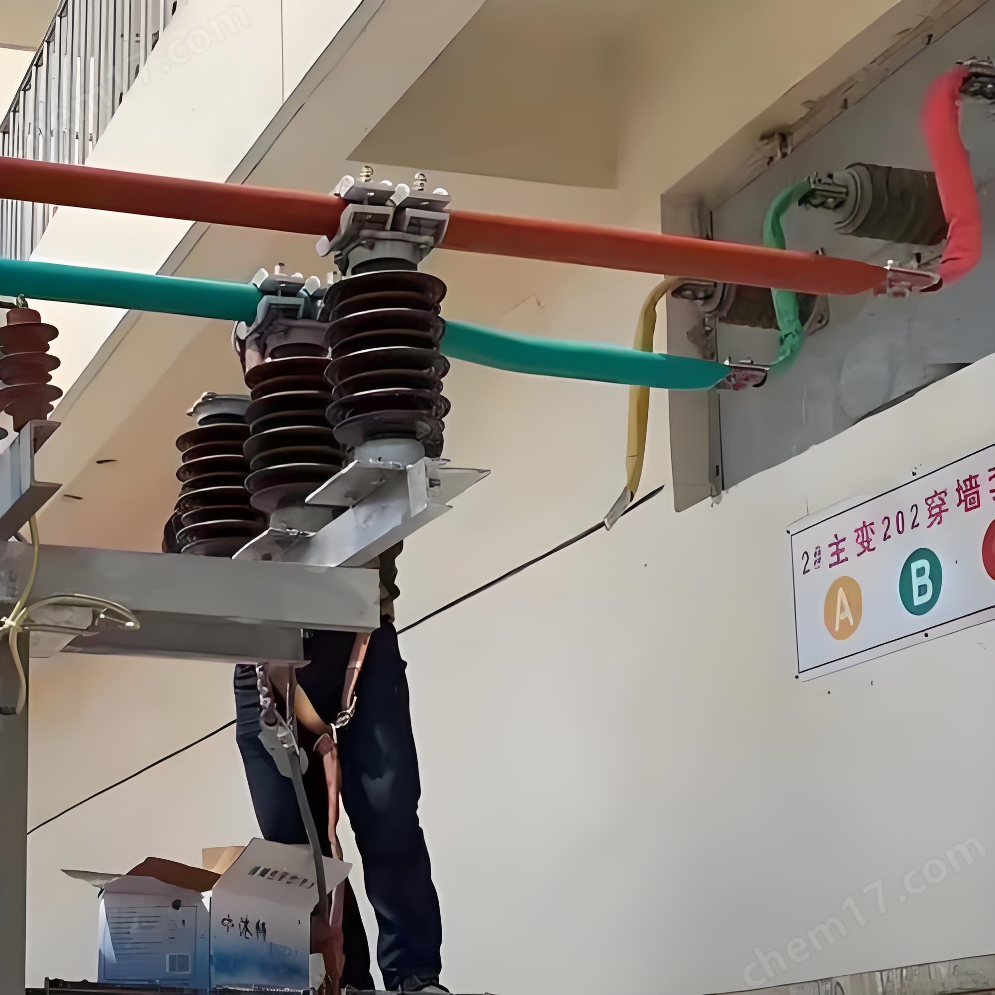三相五線半絕緣管型母線槽